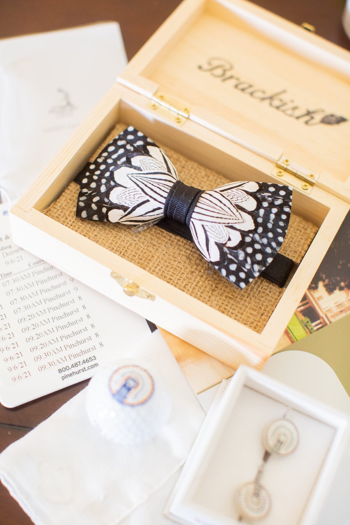 feather-bow-tie-wedding