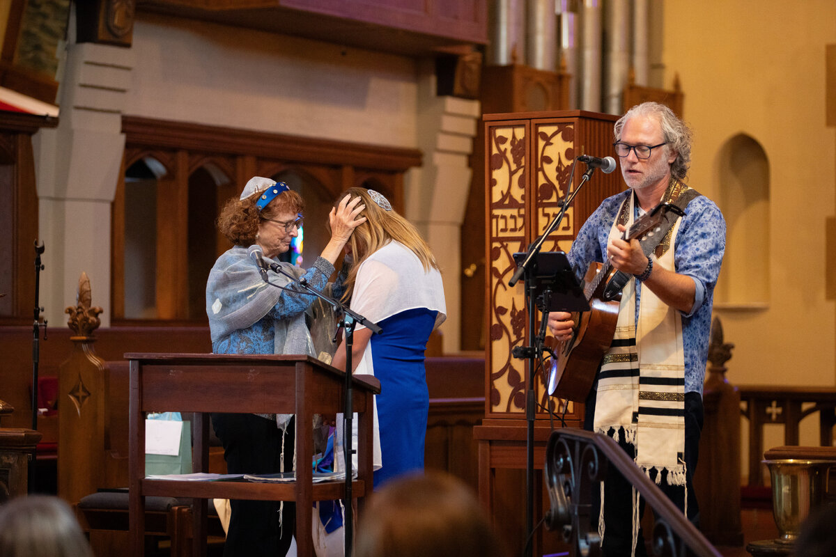 vibrant-temple-shalom-of-south-bay-bat-mitzvah-32