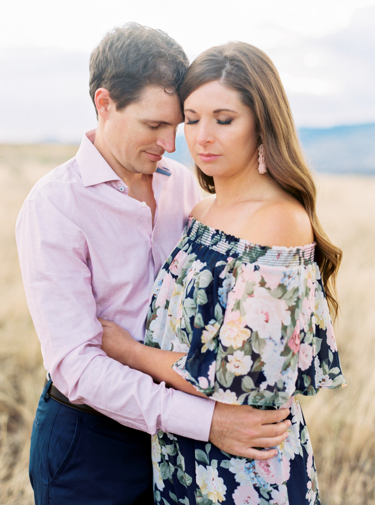 Casey & Matt | Engagement Session | Sunset Point | Mary Claire Photography | Arizona & Destination Fine Art Wedding Photographer