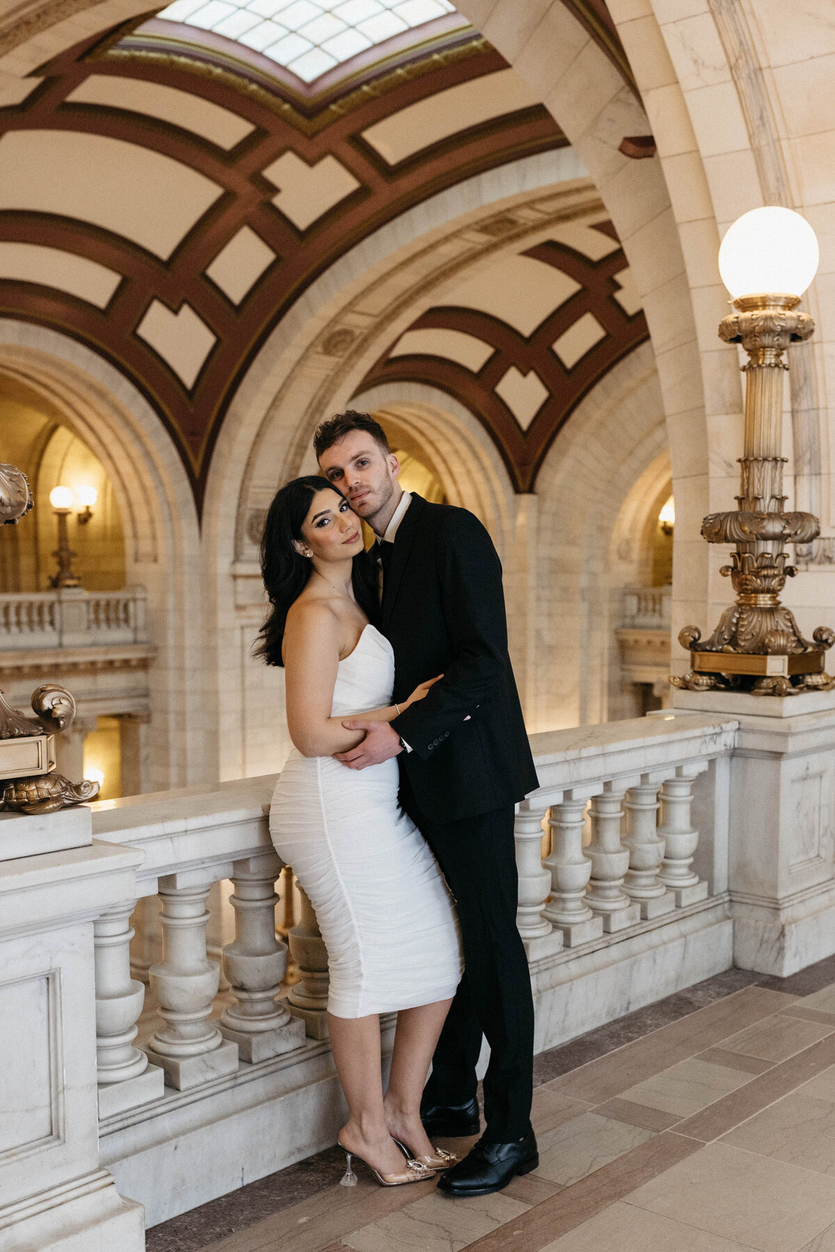 classic-luxury-timeless-engagement-photos-1