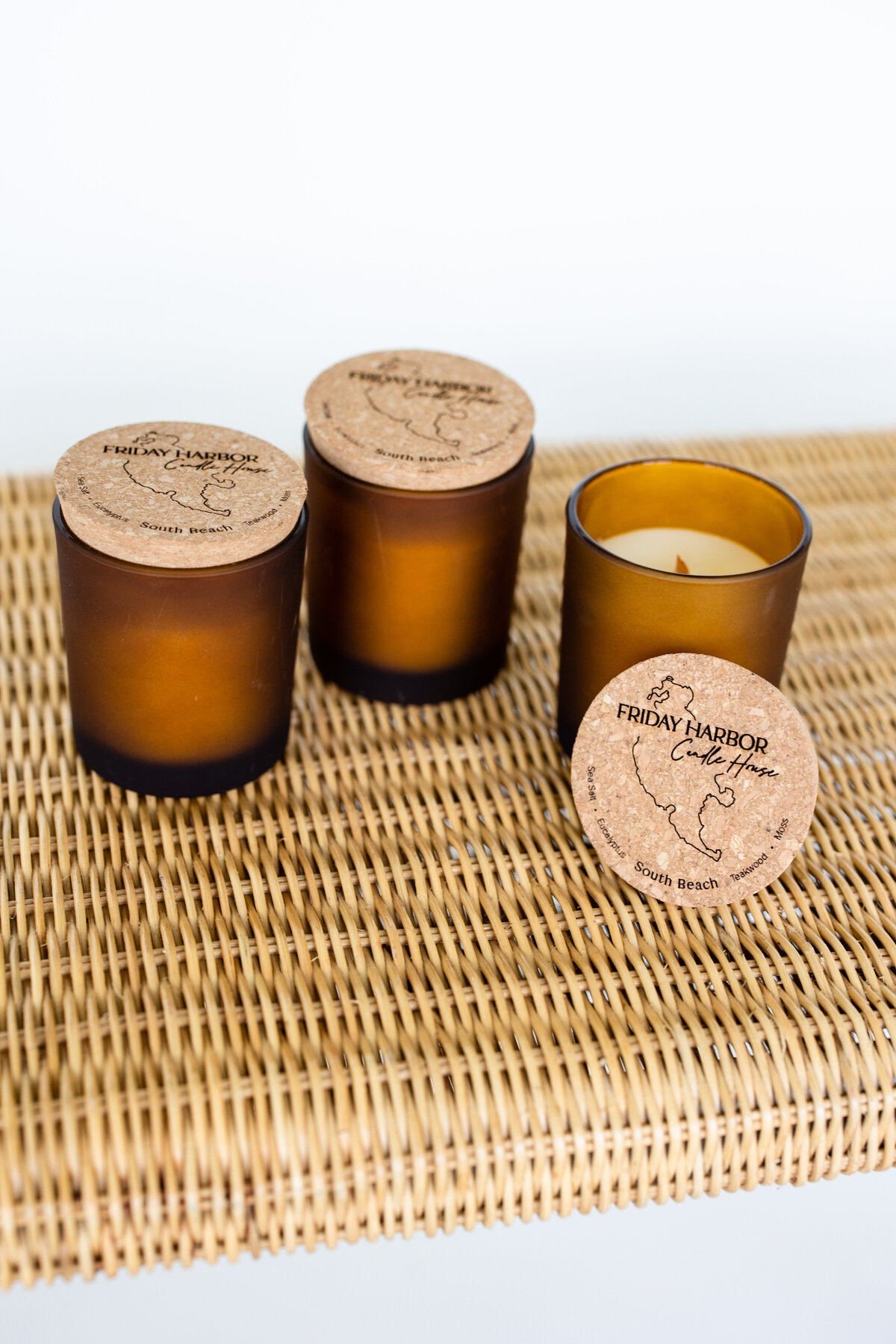 San-Juan-Gift-Co-Frosted-Candles-La-Vie-Photo-015