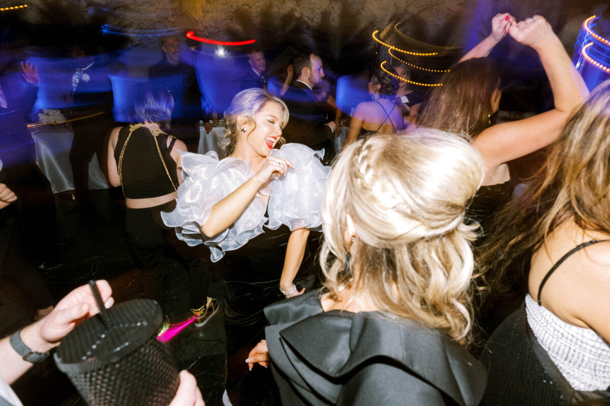 fun-dancing-photos