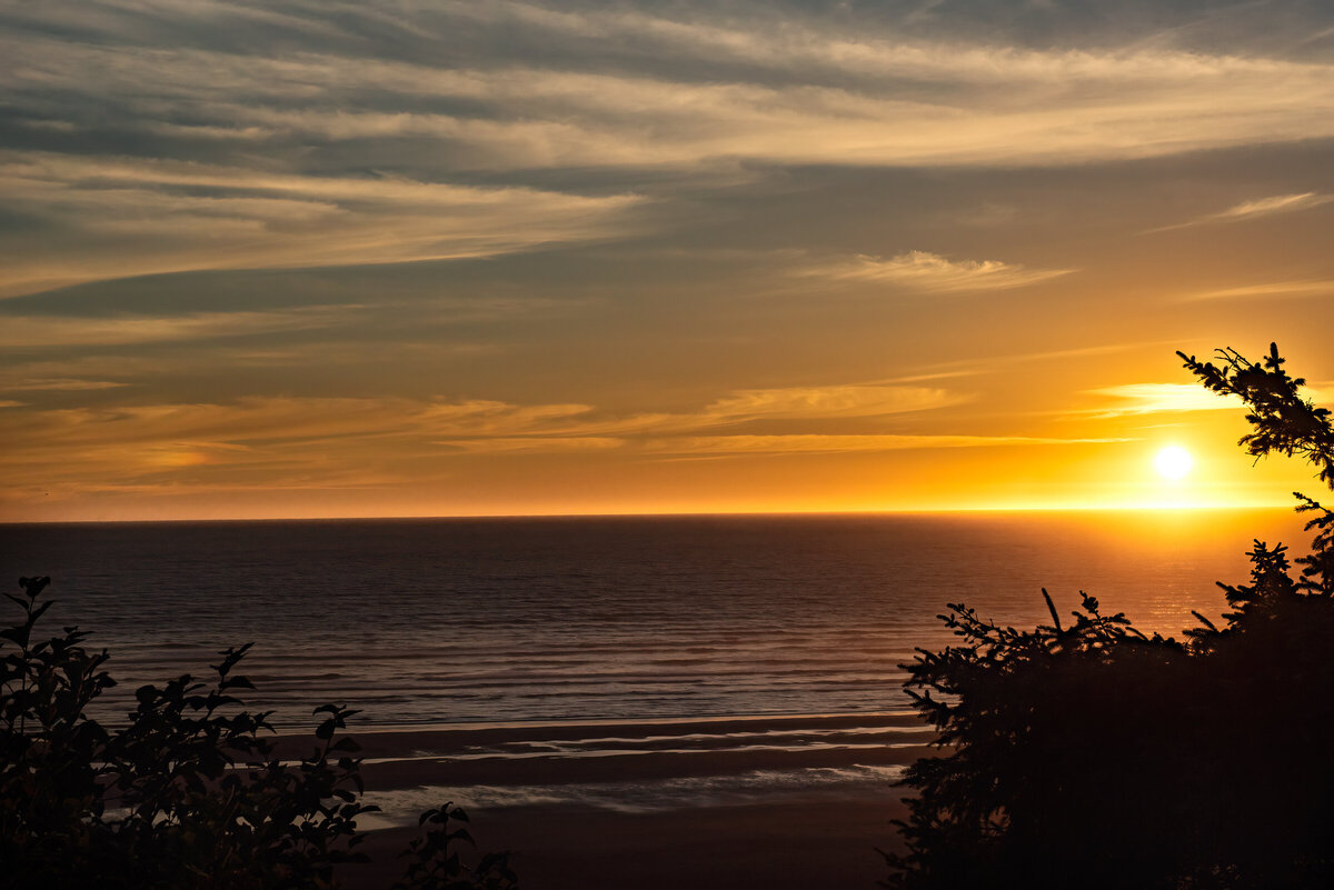 Sunset-Pacific-Beach-PNW-Washington-Roxanne-Mutz-Photography_03