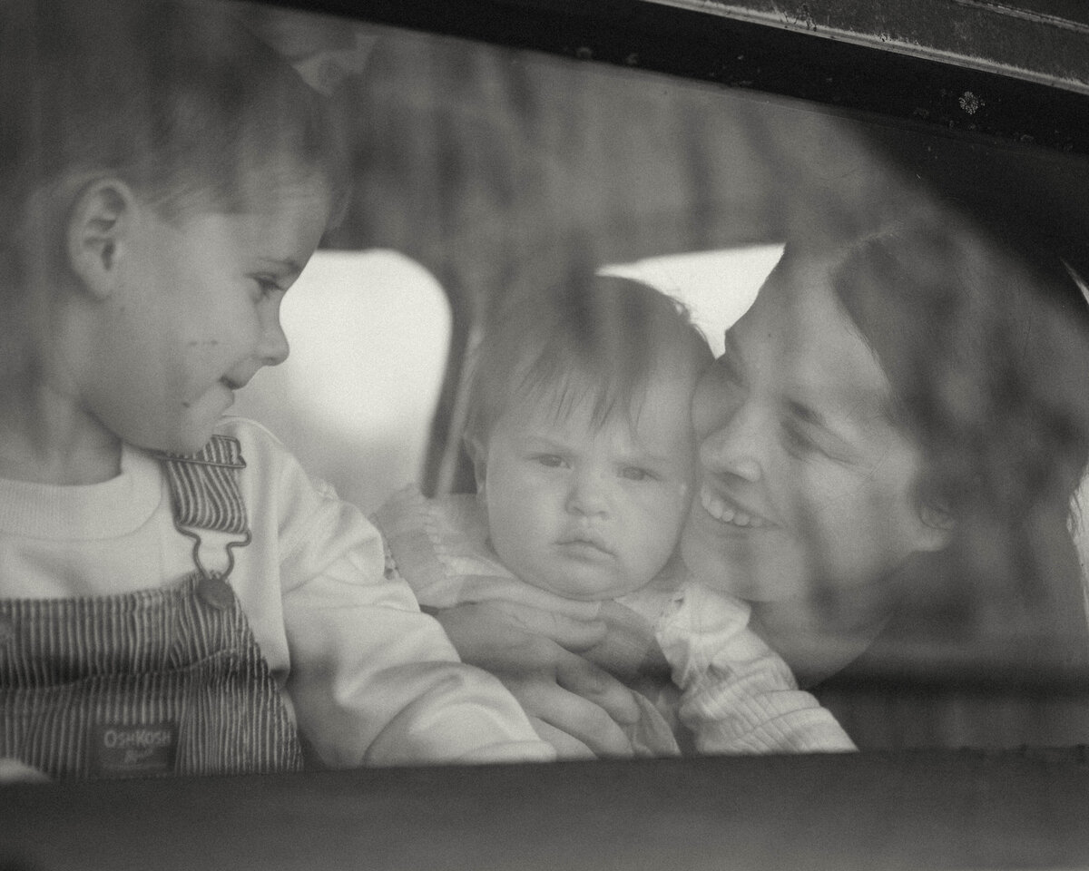 Farm Family Session-230430--0124