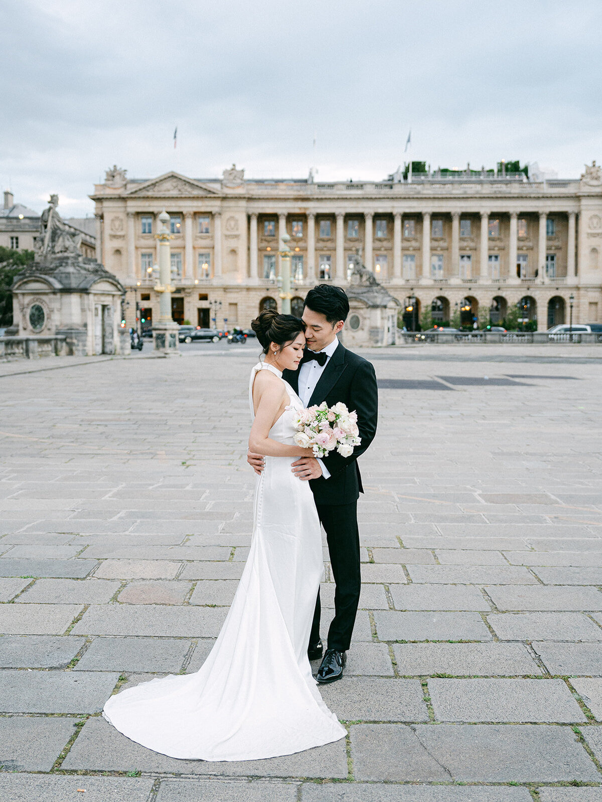 Alexandra-Vonk-romantic-and-luxury-wedding-in-paris30