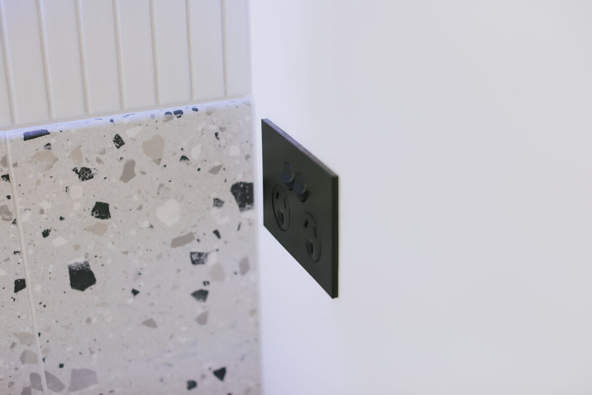Electrical contractor warrnambool powerpoint and strip light installation