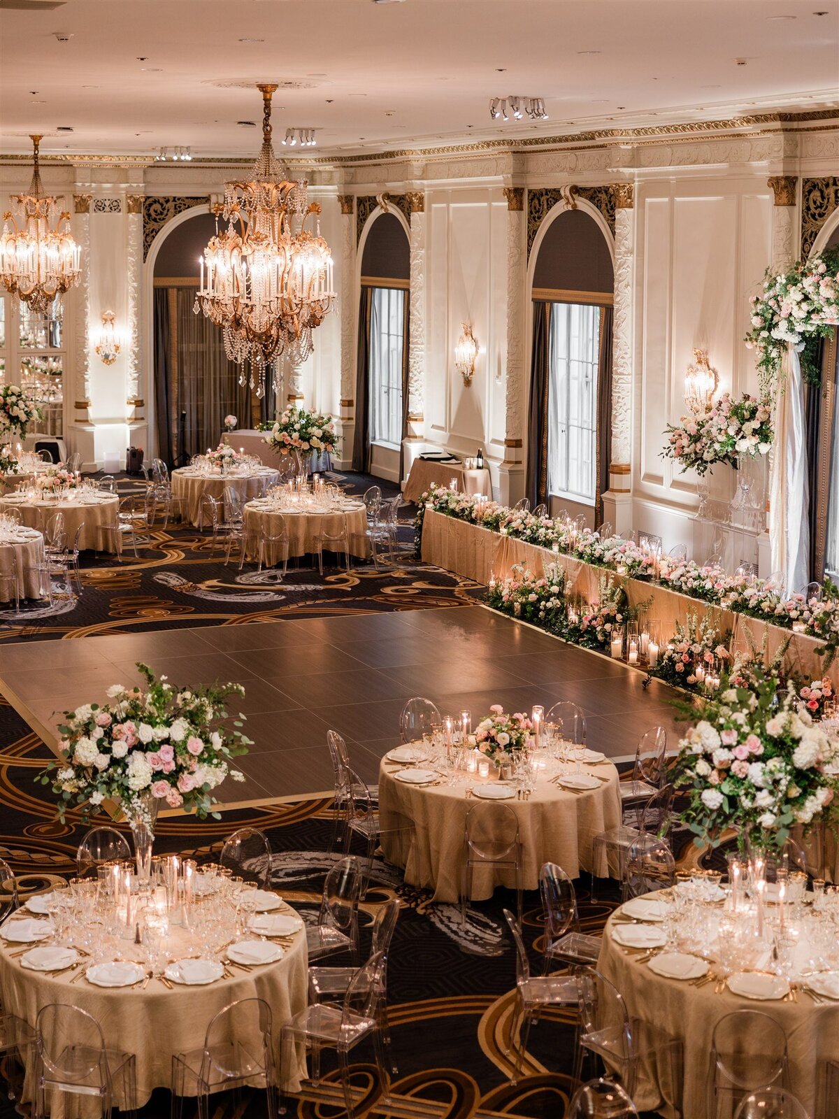 Grand-Luxury-Fairmont-Olympic-Wedding-Flora-Nova-Design-Seattle-00088