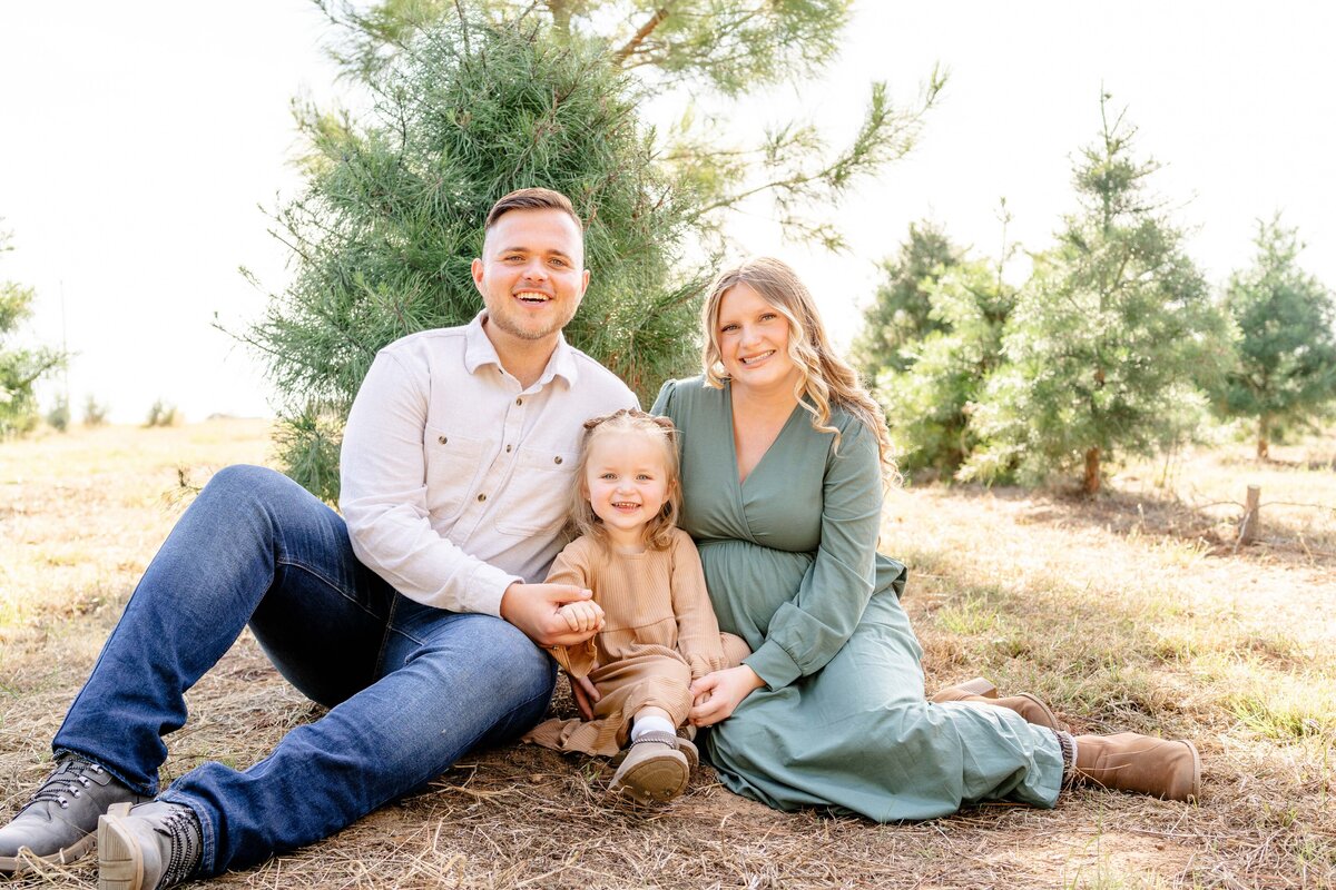 Austin-TX-Christmas-Tree-Farm-Mini-Session-Magnolia-and-Grace-Photography-Co-GinaM-# (1)-29