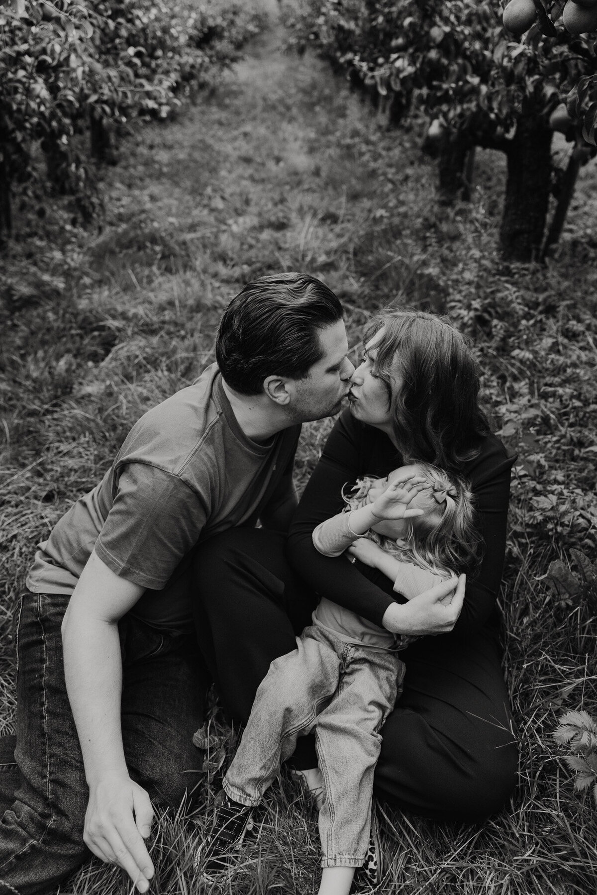 WEB - Sanne, Melvin & Noor - Familieshoot Rhoon Rotterdam, natuur, de Buytenhof | Samantha Bosdijk Photography-102