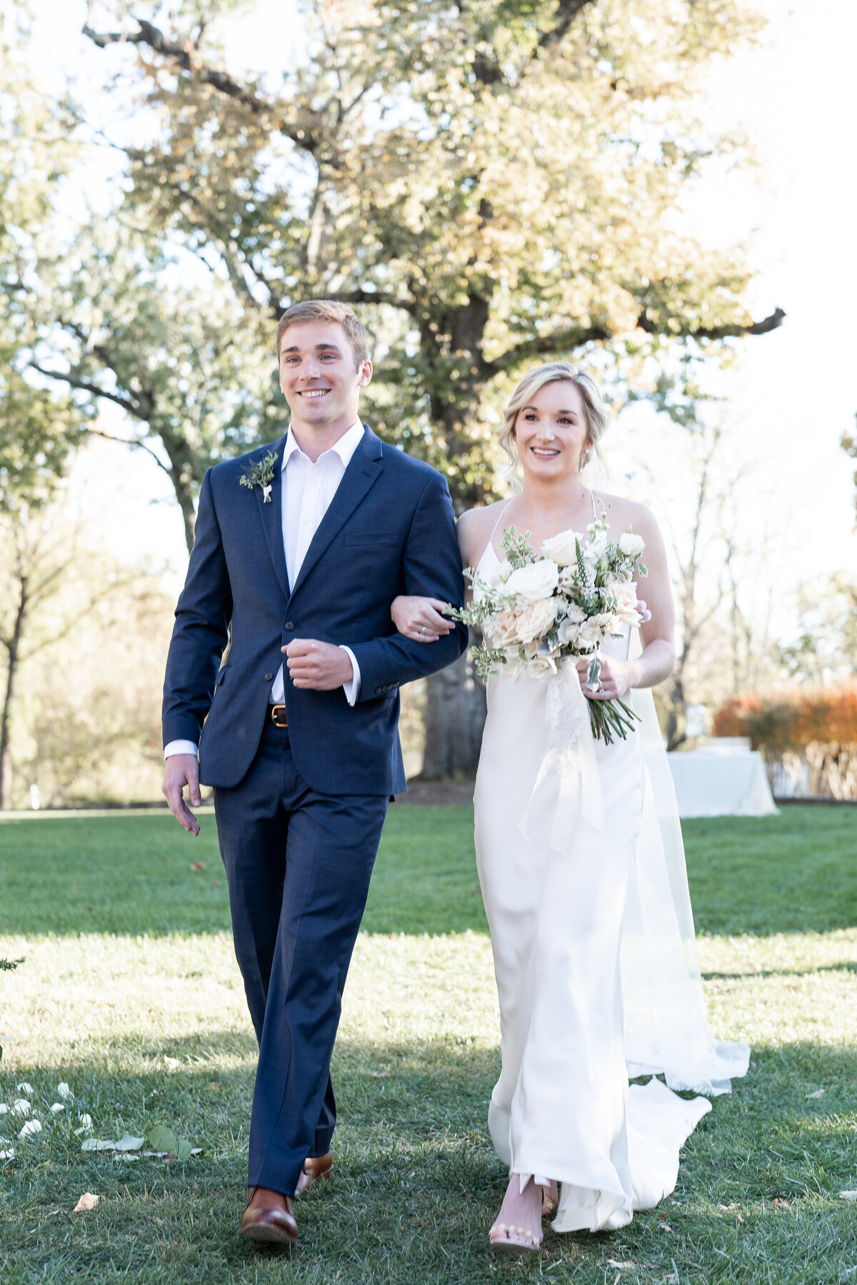 Hannah Malloy Virginia Wedding Portrait Family Photographer-695