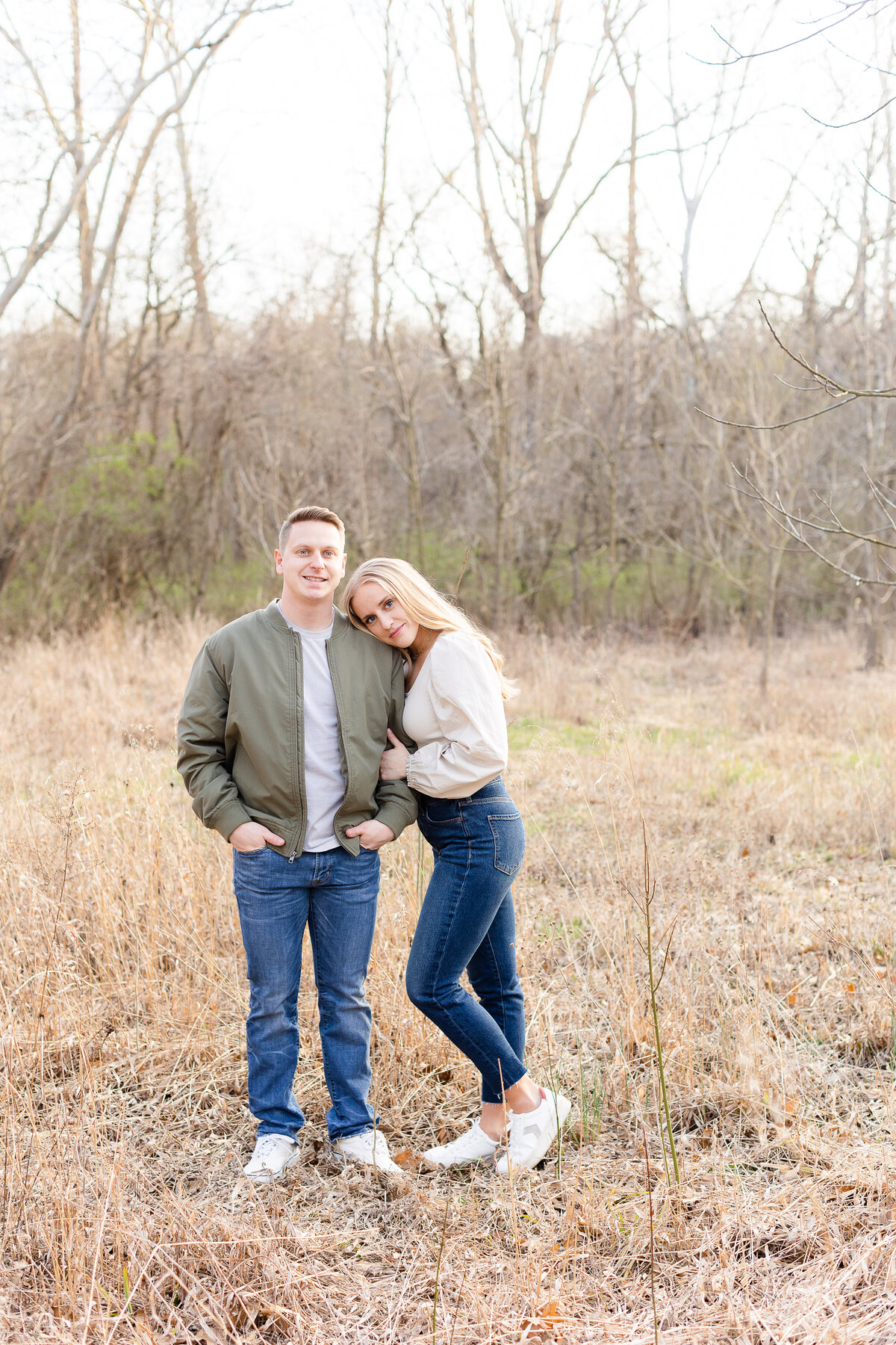 Engagement photos at capen park in Columbia Missouri