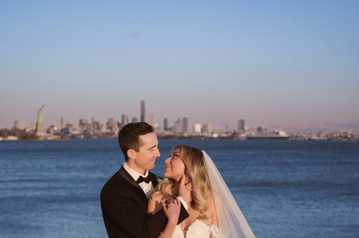 the-hudson-house-jersey-city-wedding-by-suess-moments-nj-photographer--1274