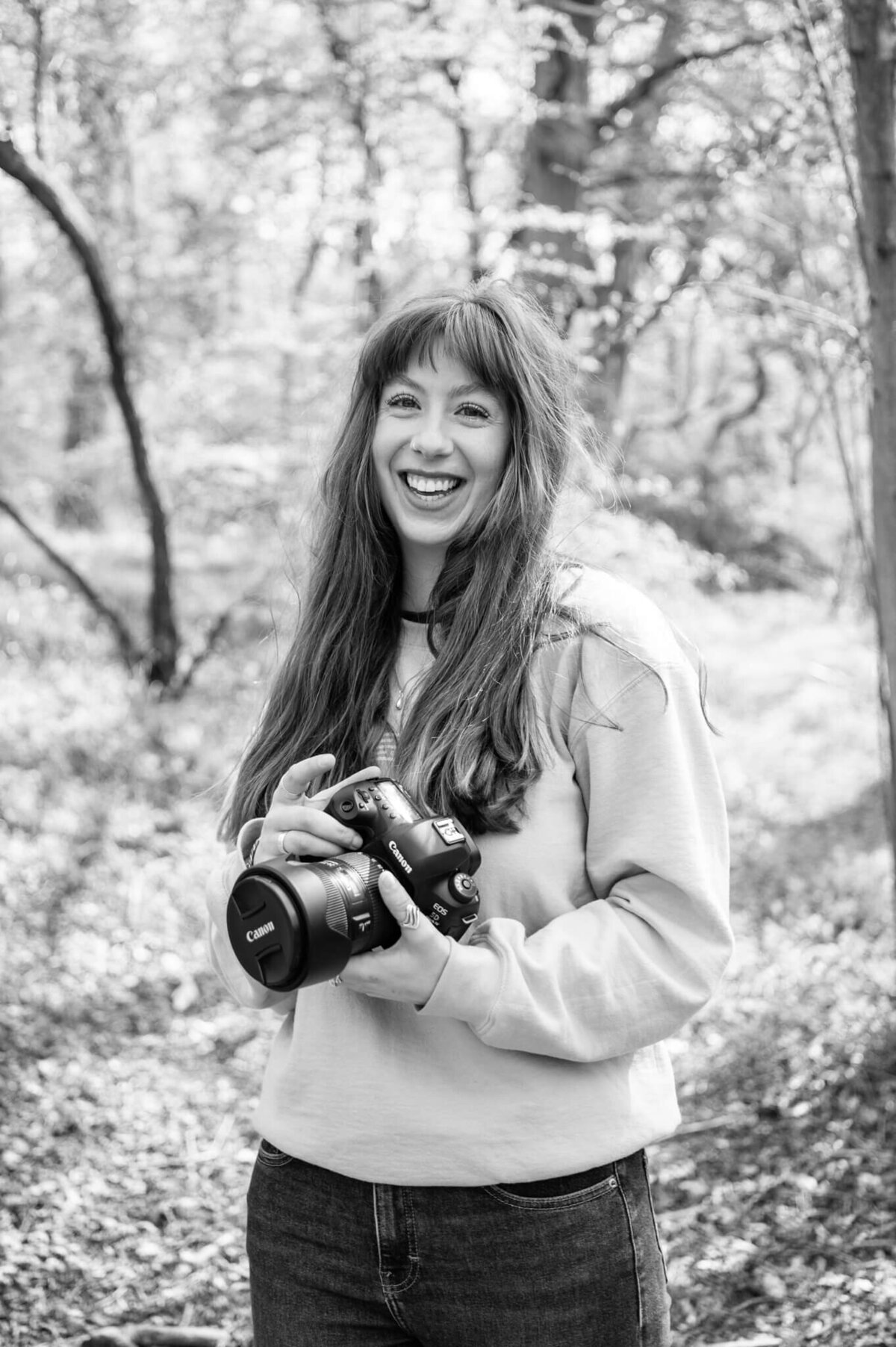 Chloe Bolam - Milton Keynes Buckinghamshire UK Branding Photographer - Photographer Brand Photoshoot - 11.04.2022 -2