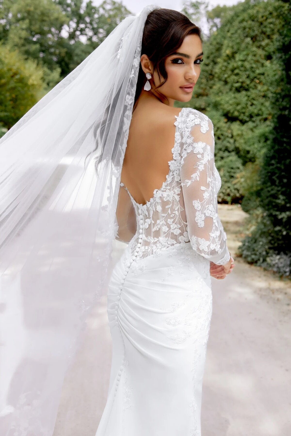 44514_BC_Sincerity-Bridal_2
