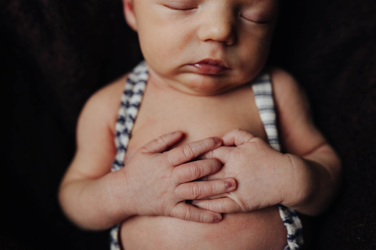 hudson-new-york-newborn-photographer-04