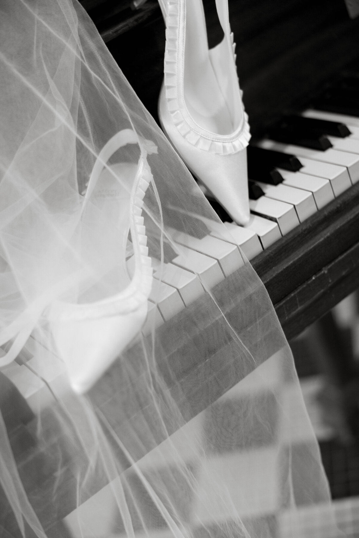BrittanyGilbertPhotography-Hotel-Du-Village-Wedding-Photographer-0036