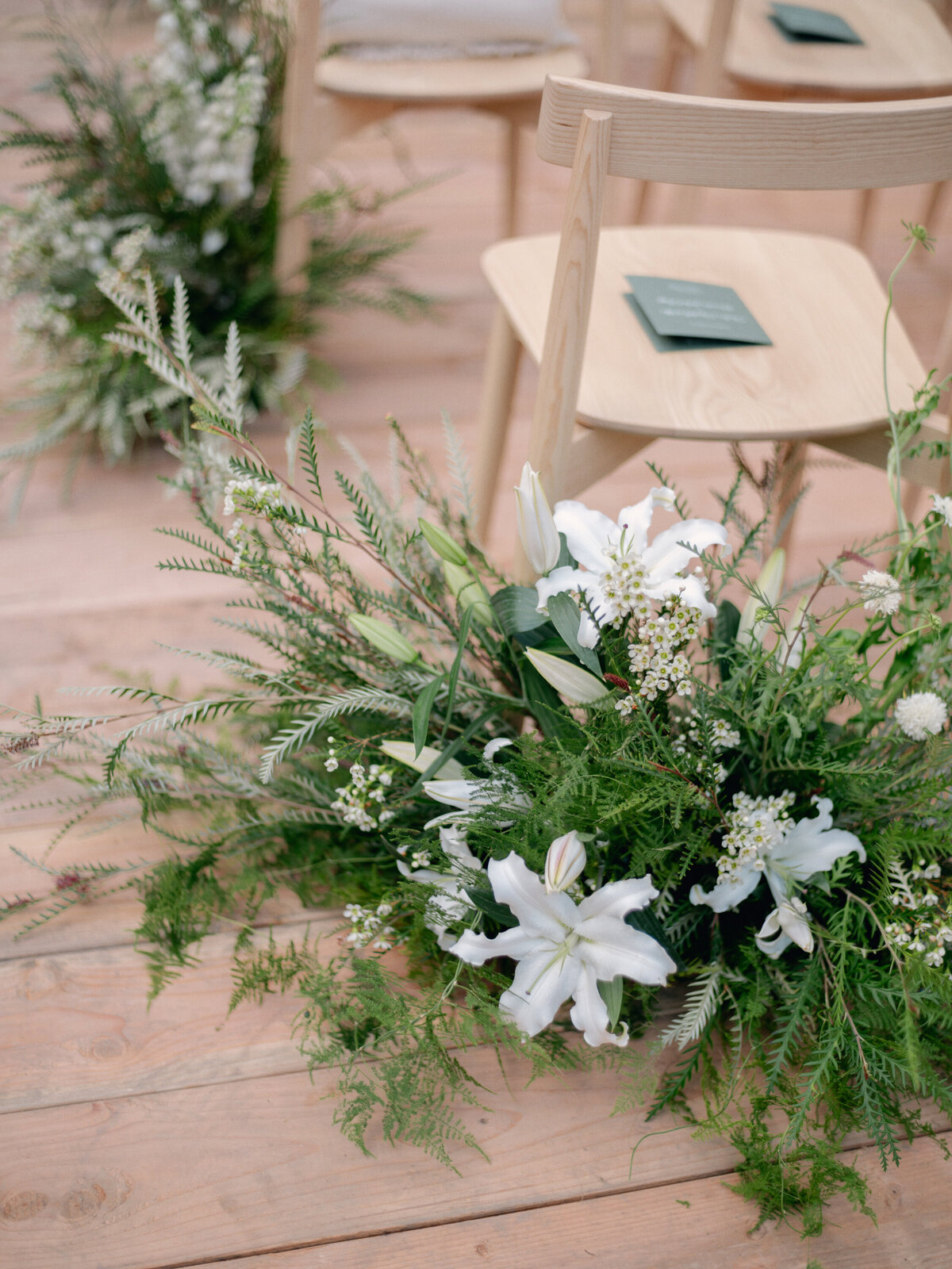 hotel-bel-air-wedding-ceremony-green-white