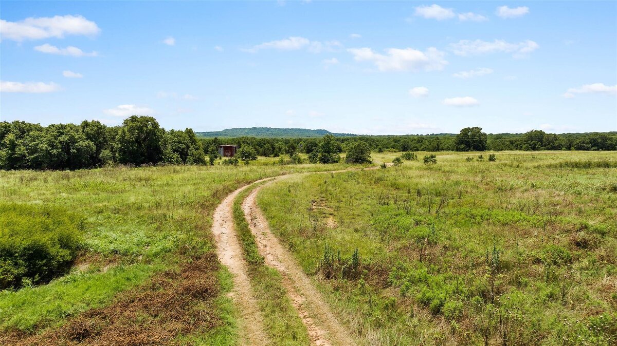 Open pastureland perfect for hunting and recreation