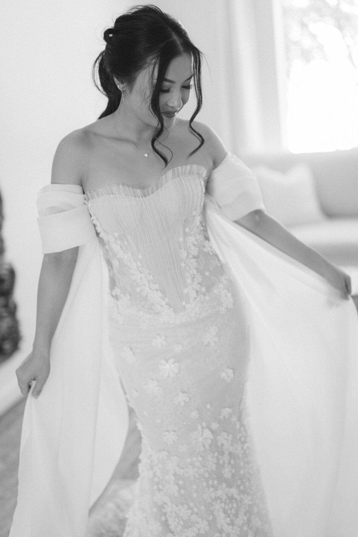 Olivia-Marshall-Bear-Flag-Farm-Wedding-2