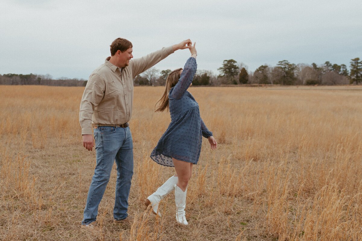 Virginia-Couples-Photographer-2_3600x2400
