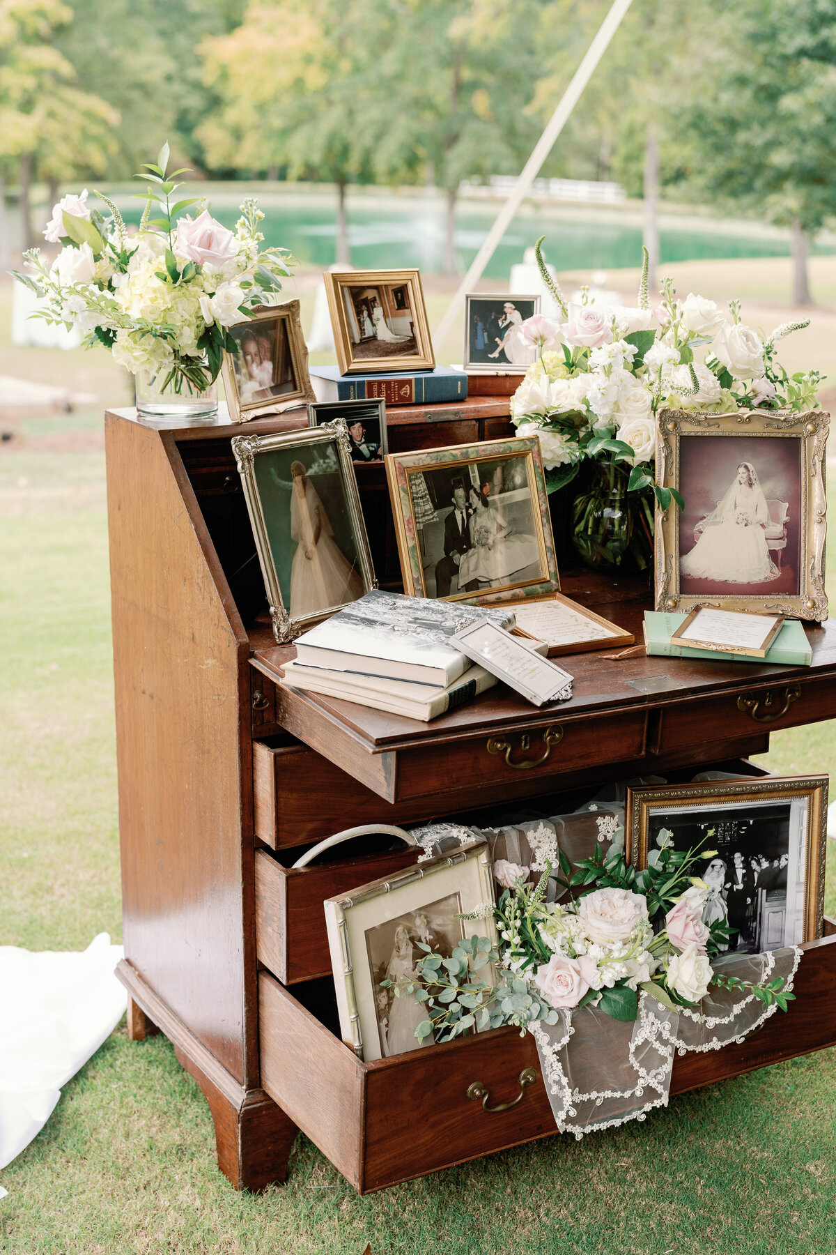 Madison+Winn_Wedding_FoxtailCo-802