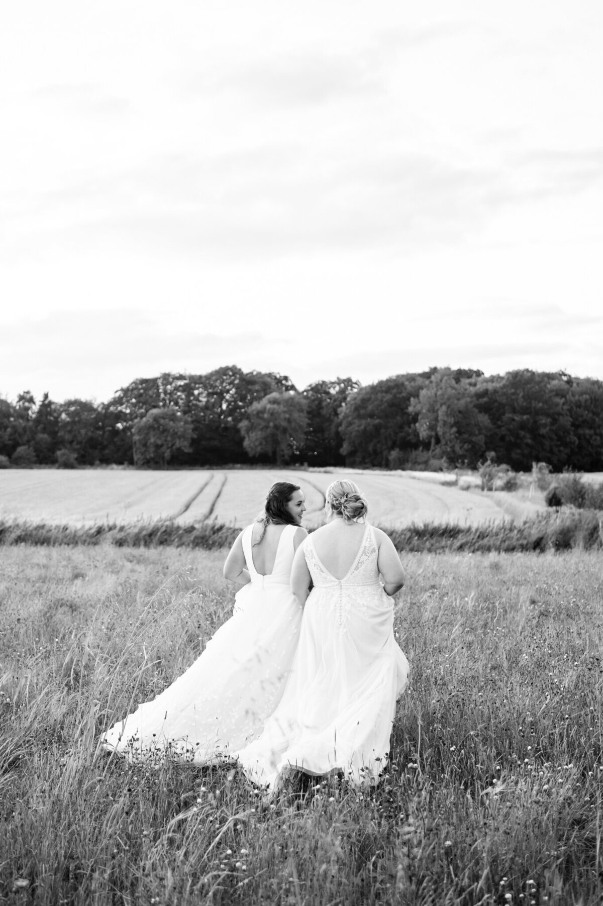 Lapstone Barn Cotswolds Wedding Photographer - Chloe Bolam - S&H - 27.07.23 -96