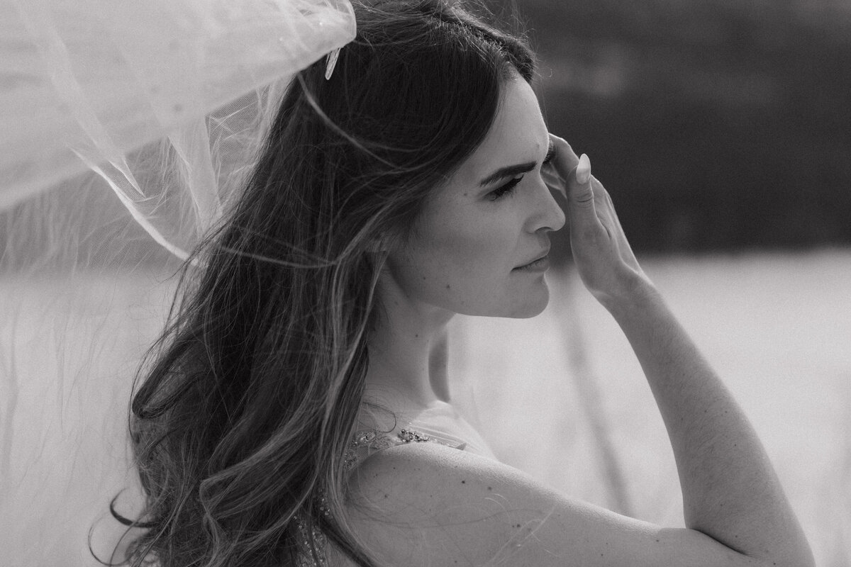 JB Photography - Alberta Romantic Winter Outdoor Elopement-24