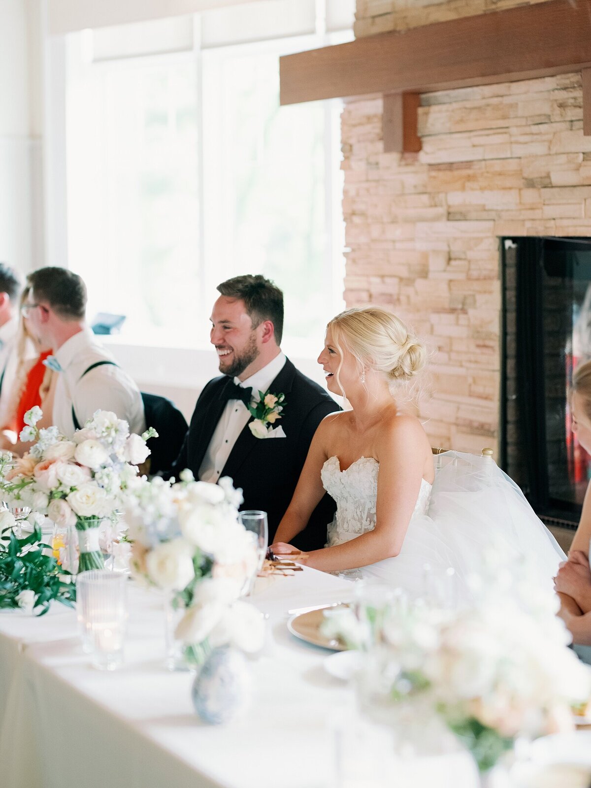 Oak-pointe-country-club-wedding_1309