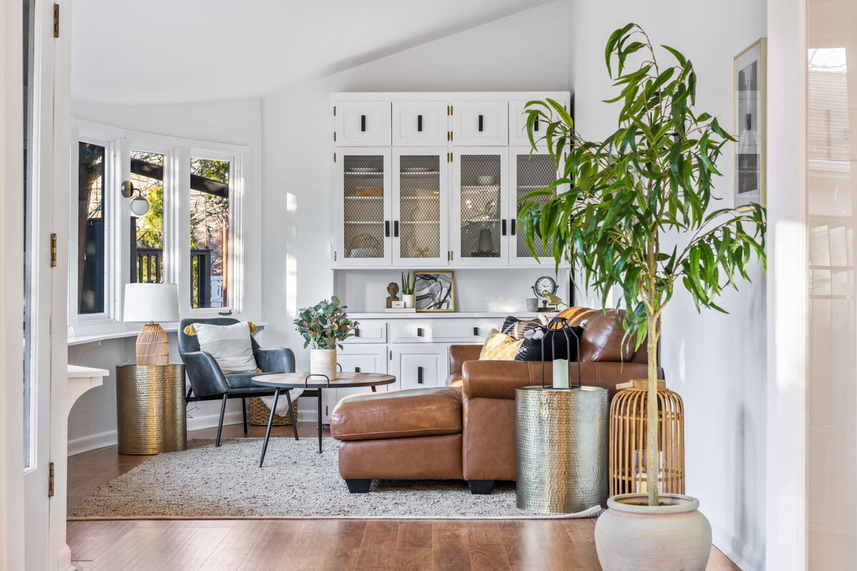 6100 Dupont Ave S-0033