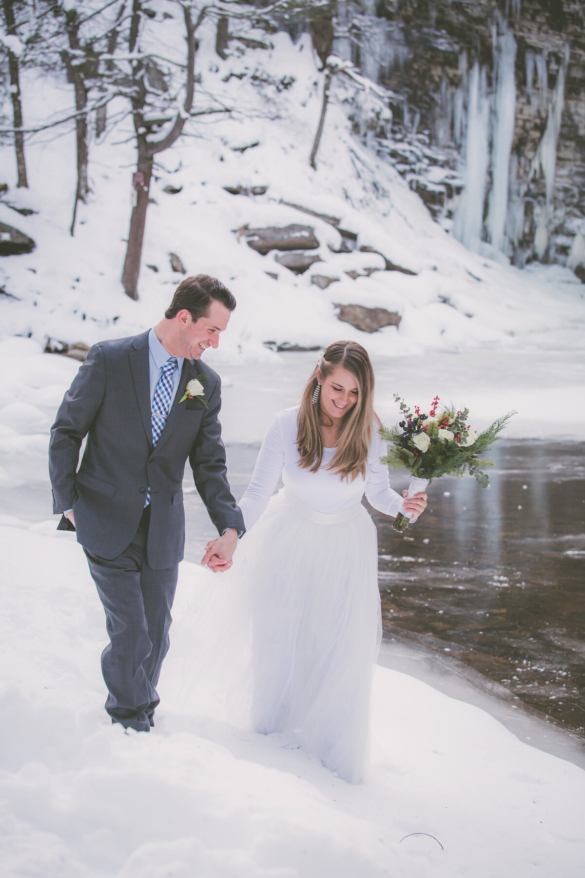 A perfect snowy adventure during their elopement.
