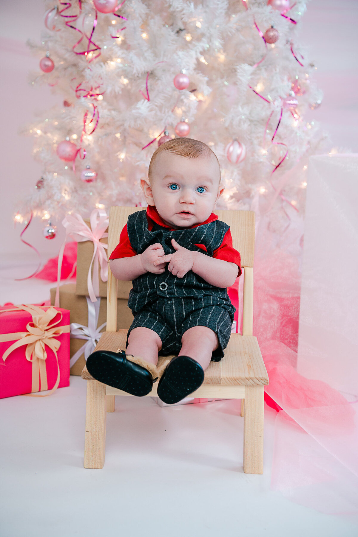 Christmas-Mini-Sessions-Edmonton-Family-Photographer-Cynthia-Priest-Photography-7