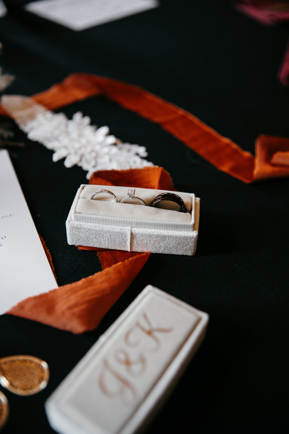 barn-at-the-backwoods-wedding