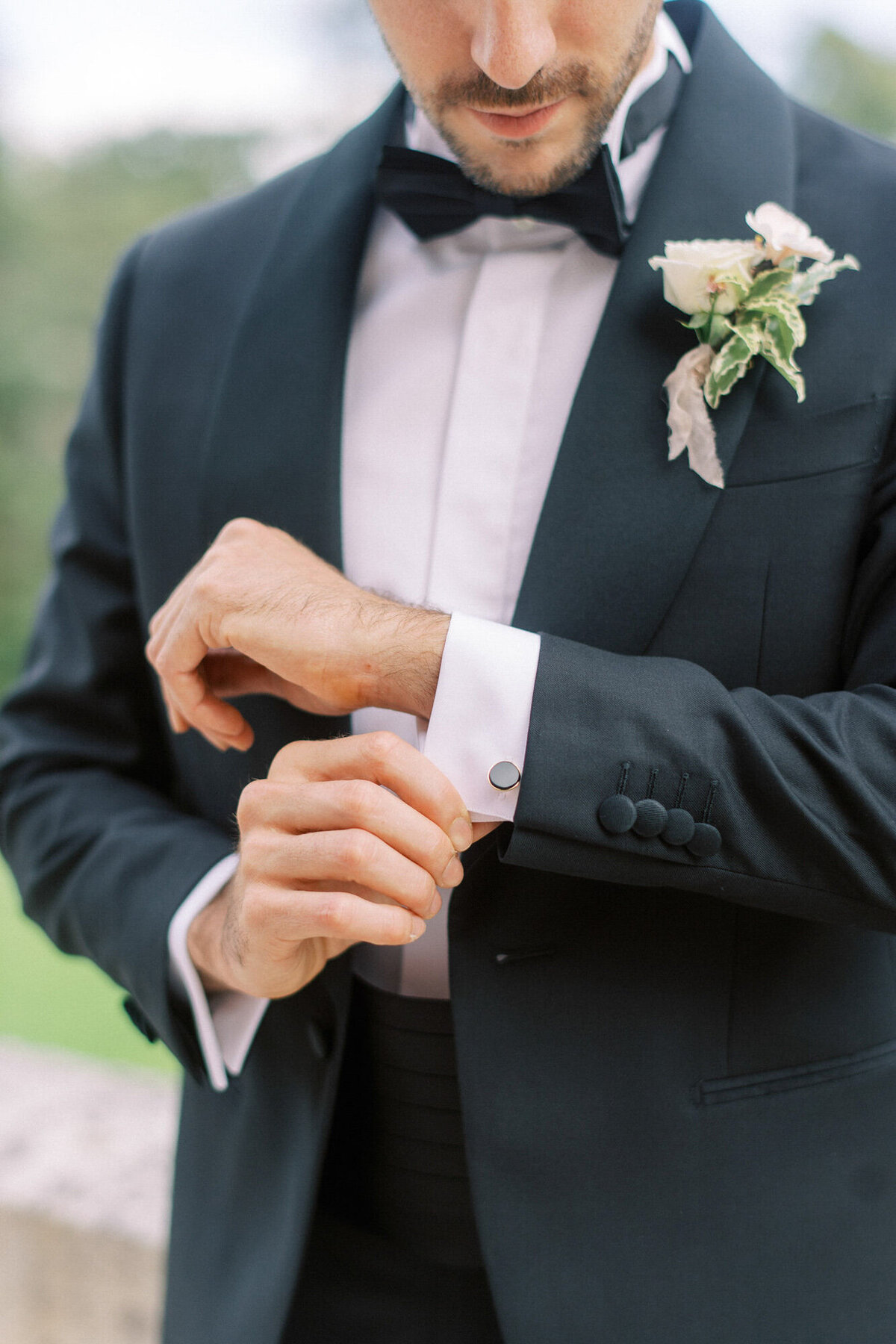 Maïlys Fortune Photography Husband Wife Wedding Weddings Photography France Switzerland Italy Timeless Dreamy Imagery Bilingual French English Destination Weddings Destination Wedding Provence French Riviera Paris Lake Como Tuscany30