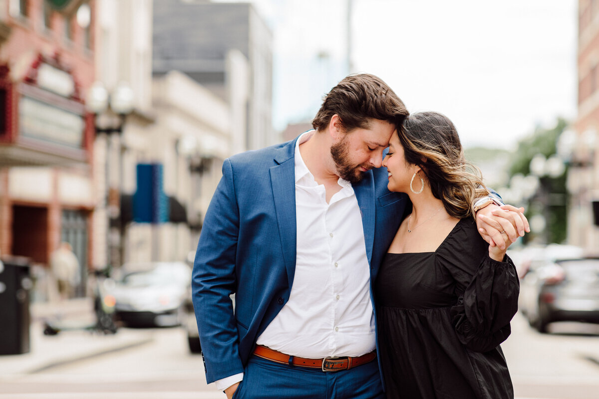 AC_Goodman_Photography_Yessica_Ryan_Engagement_Downtown_Knoxville_Botanical_Gardens_Tennessee-11