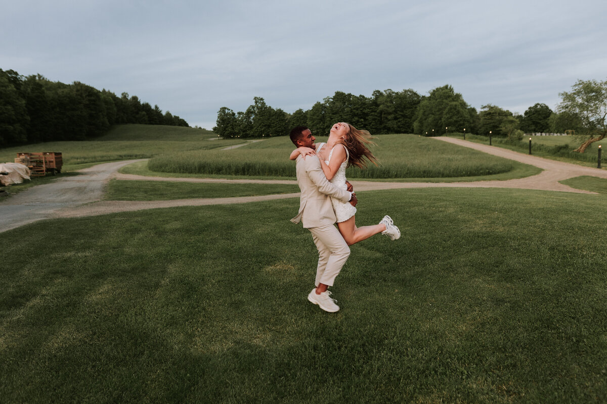 EMMA + DEVIN- SNEAKS-35