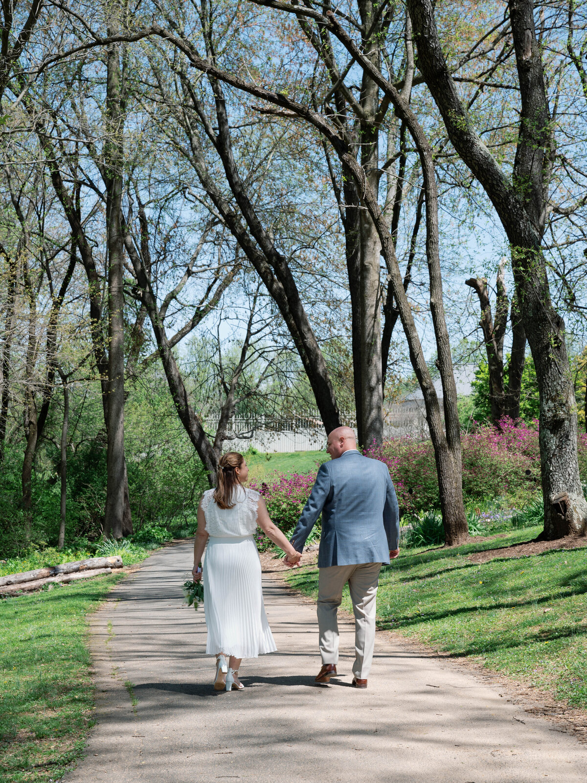 LAURIE+MIKE-299