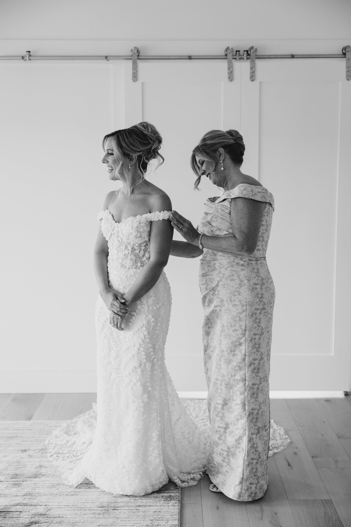Bryon-Amanda-Wedding-Ocean Cliff-Newport-RI-8