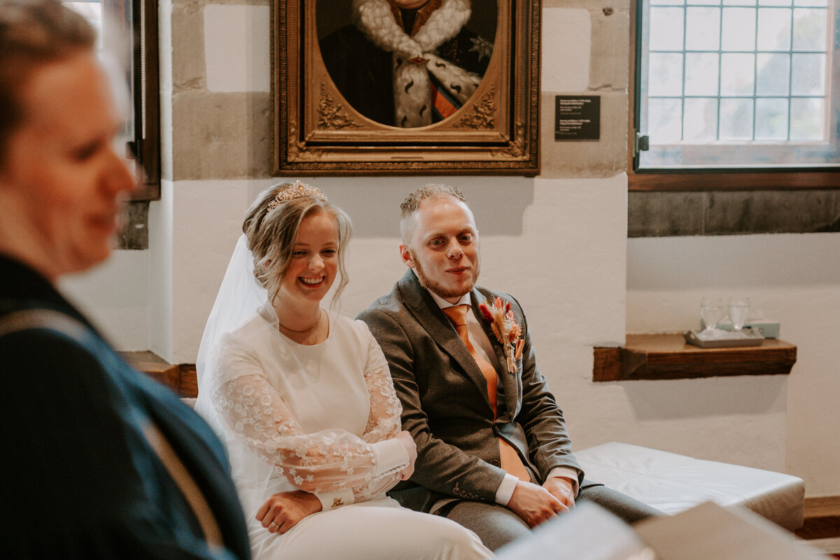 Trouwfotograaf in Zeeland. De leukste trouwlocaties in Zeeland vind je in deze blog. Door everatilroefotografie, trouwfotograaf in Middelburg,Zeeland