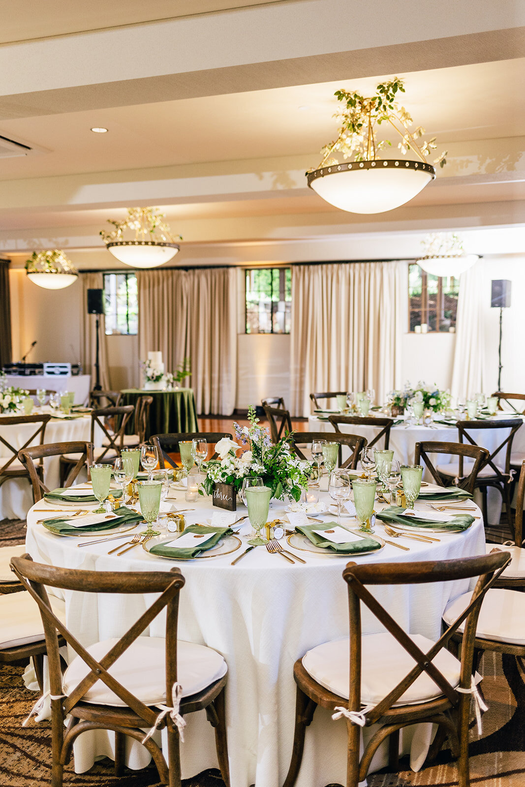 remington ballroom luxury hotel wedding venue photos lodge at st edward