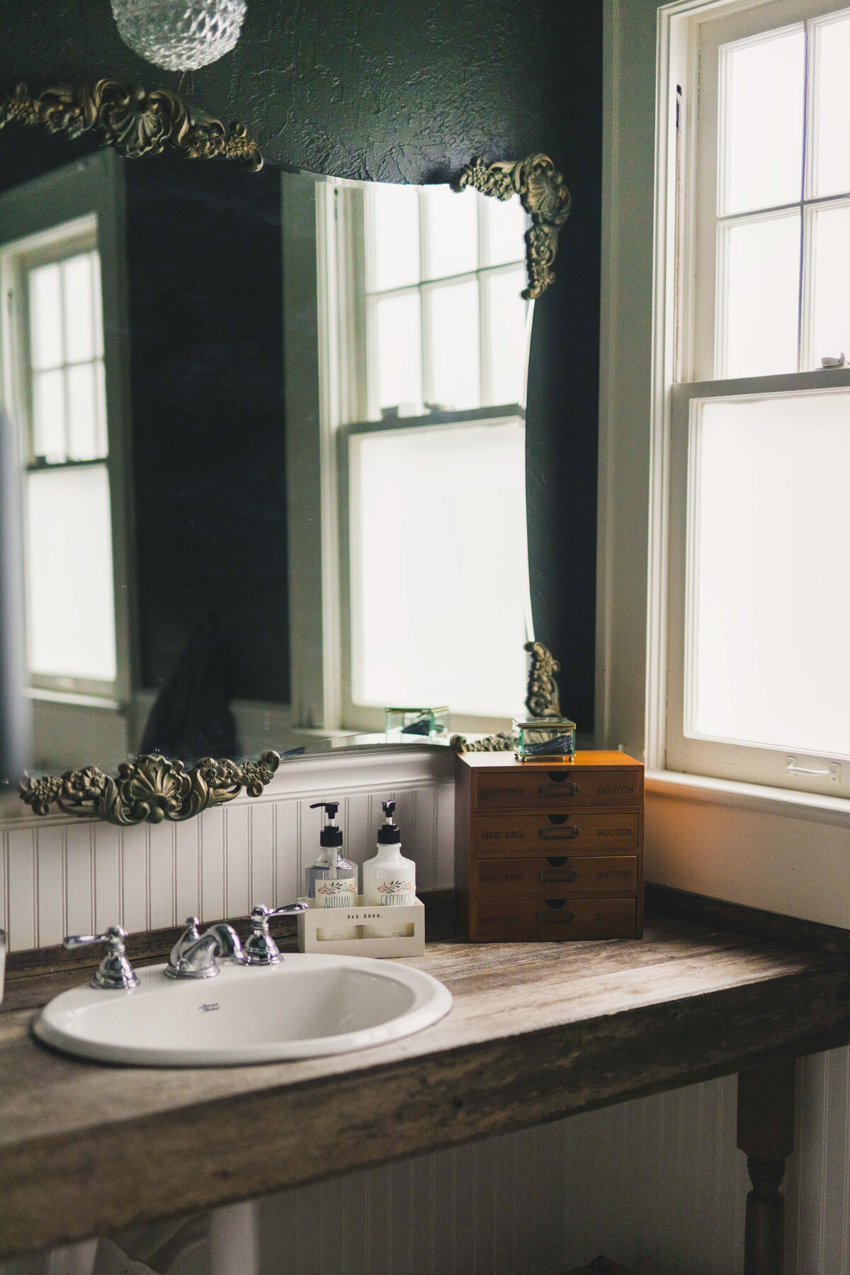 roohi-photo-tierney-lane-chantilly-chic-3