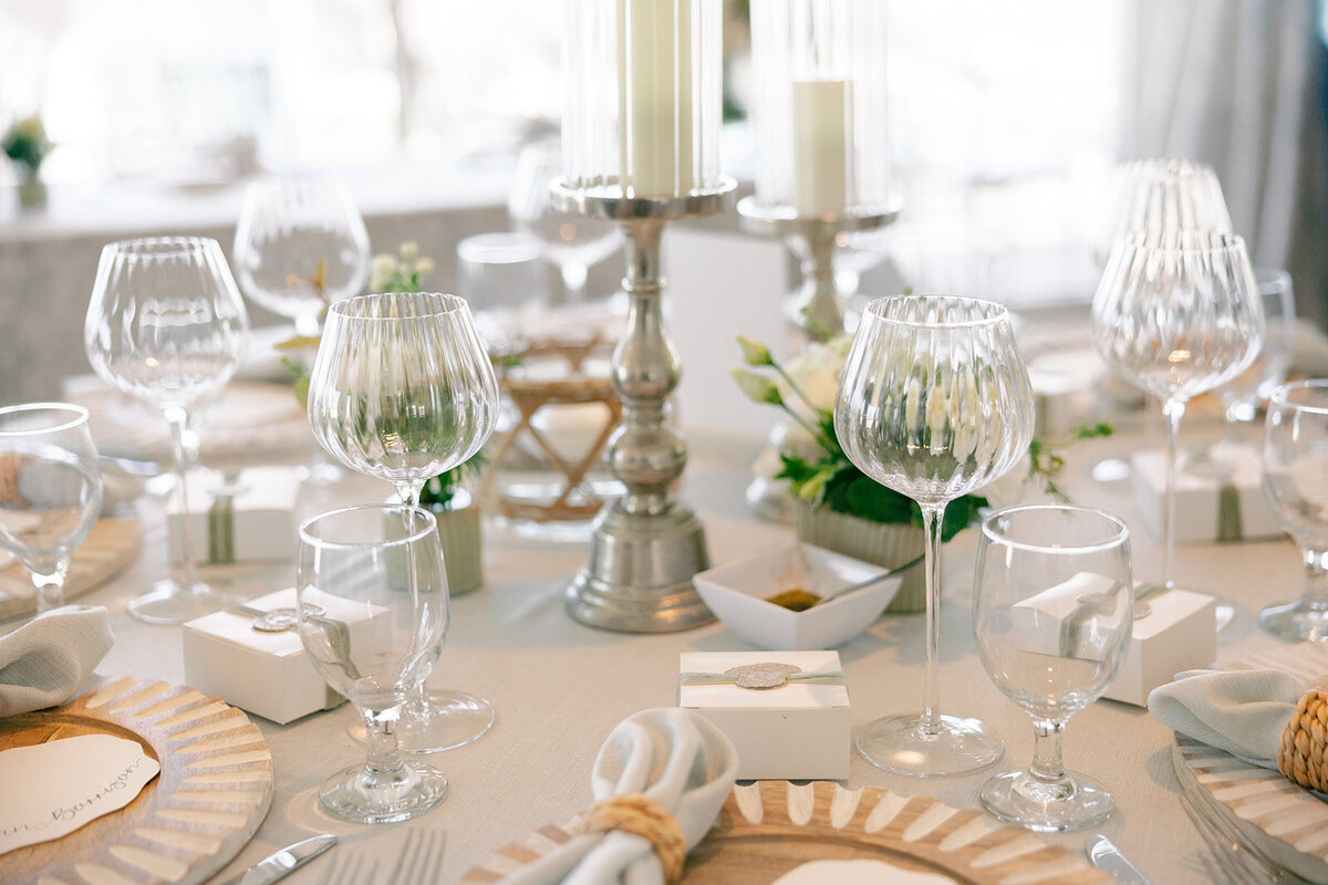 CurioTablescape_Pier Suite1