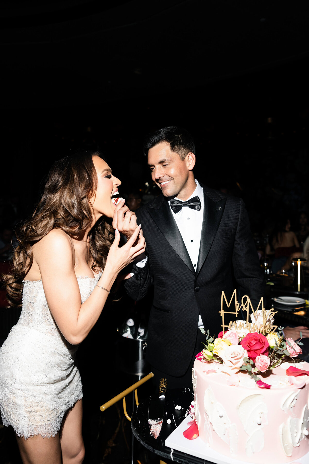 109riskyexposure_alexis-tyler_las-vegas-elopement-photography