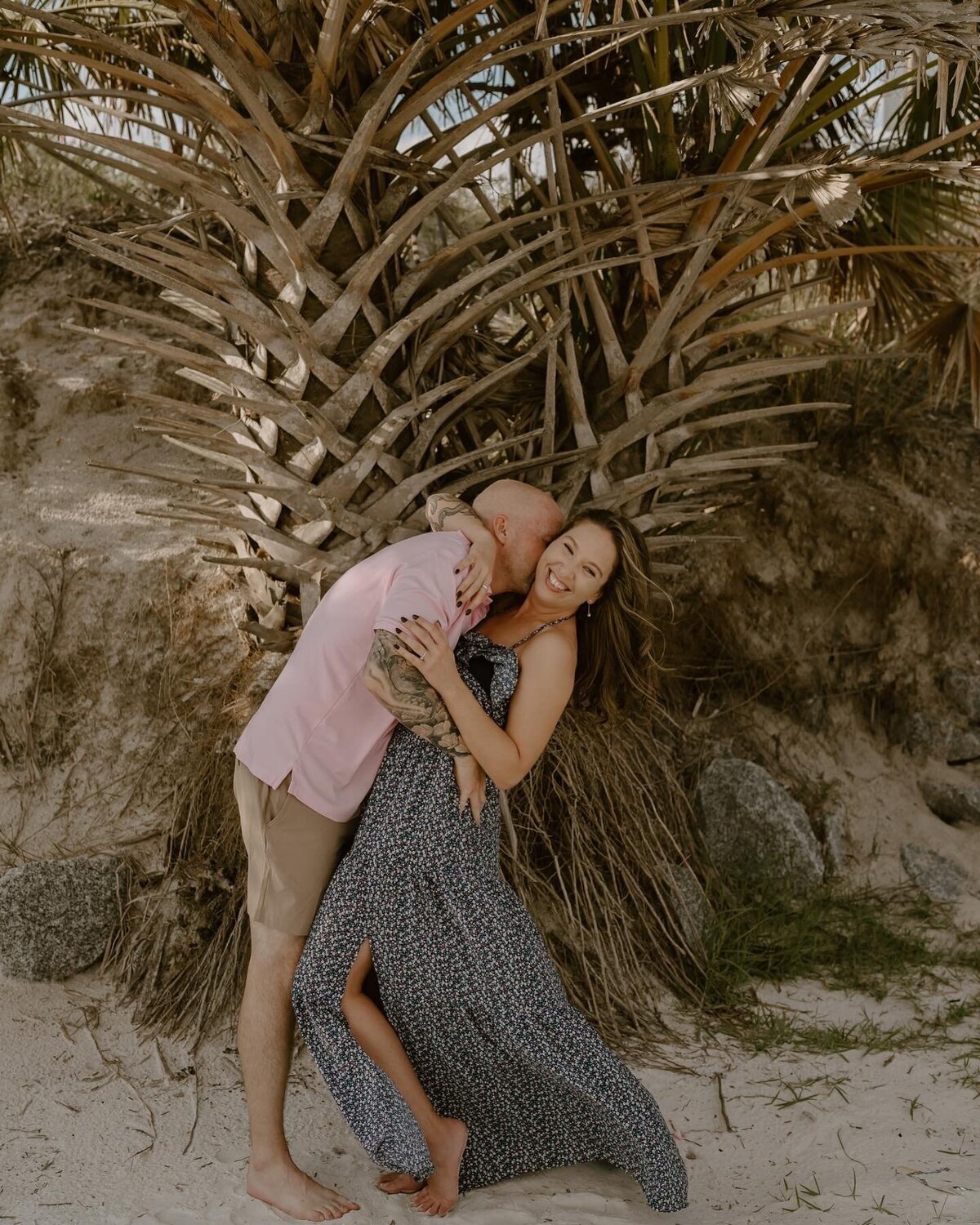 beach photographer couple