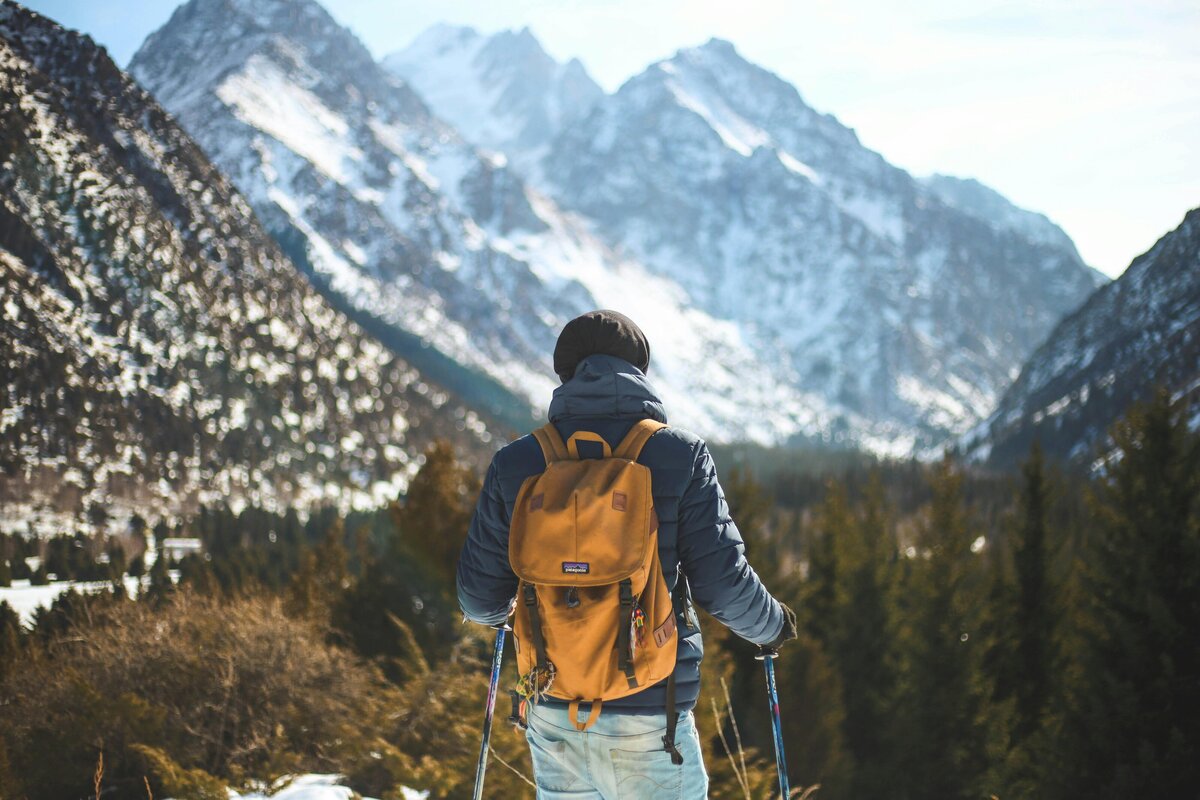 pexels-ozgomz-868097