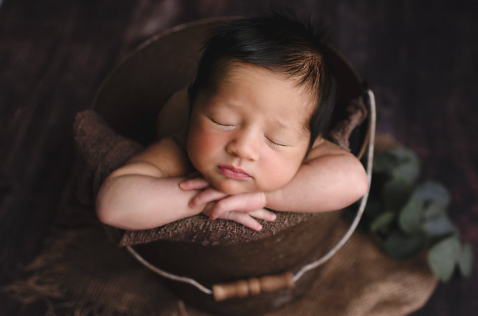 meriden-connecticut-best-newborn-photographer
