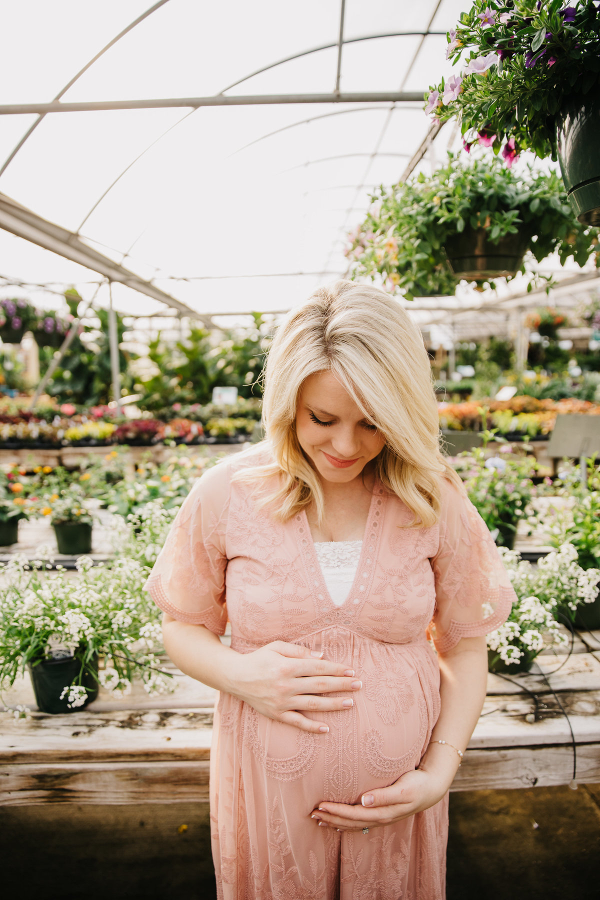 greenhouse-maternity-photography-session-raleigh-2064
