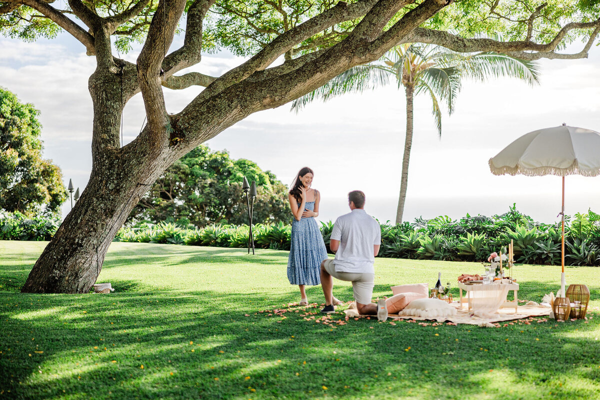 Hawaii-Engagement-Photos-Holualoa-Inn (10)