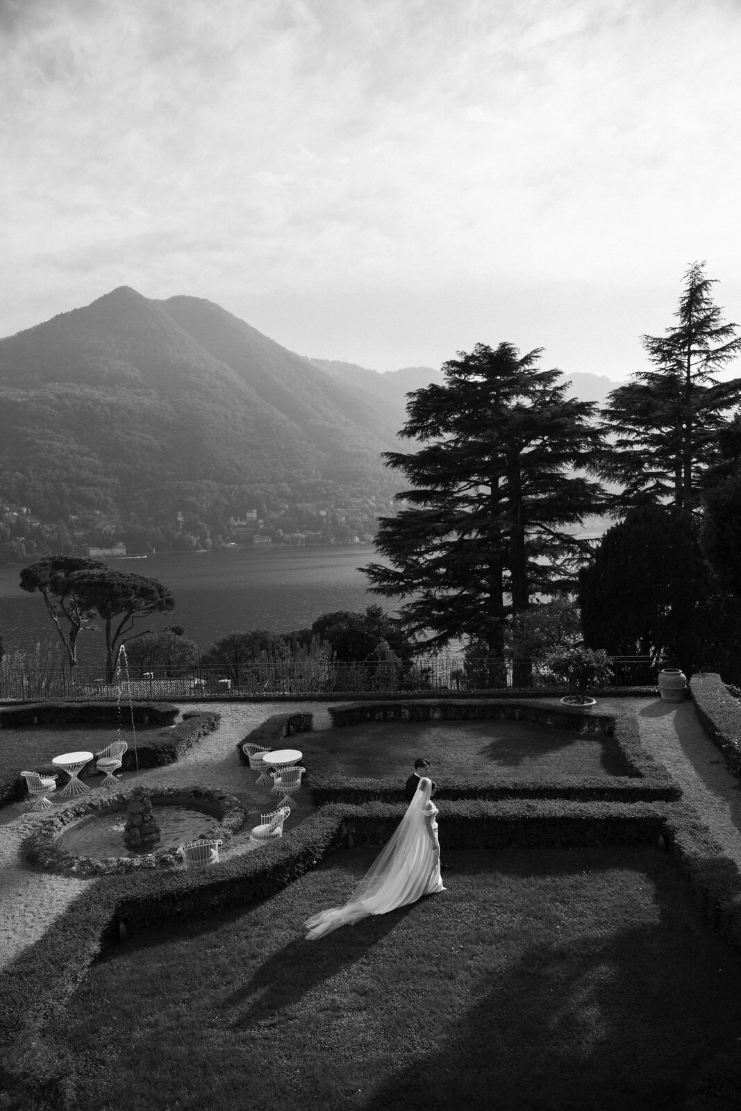 Flora_And_Grace_LakeComo_Editorial_Wedding_Photographer (31 von 73)