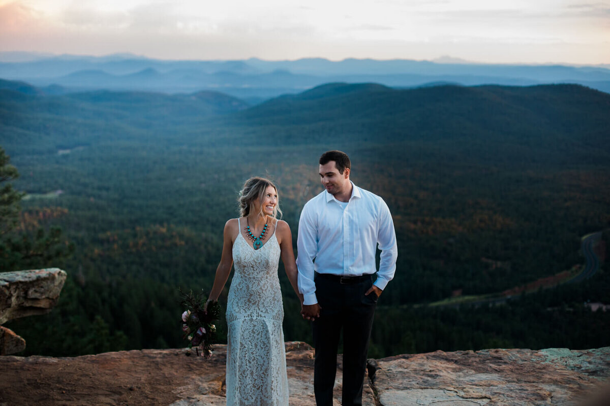 Romantic and Intimate Mountainside Elopement in Payson Arizona-9088