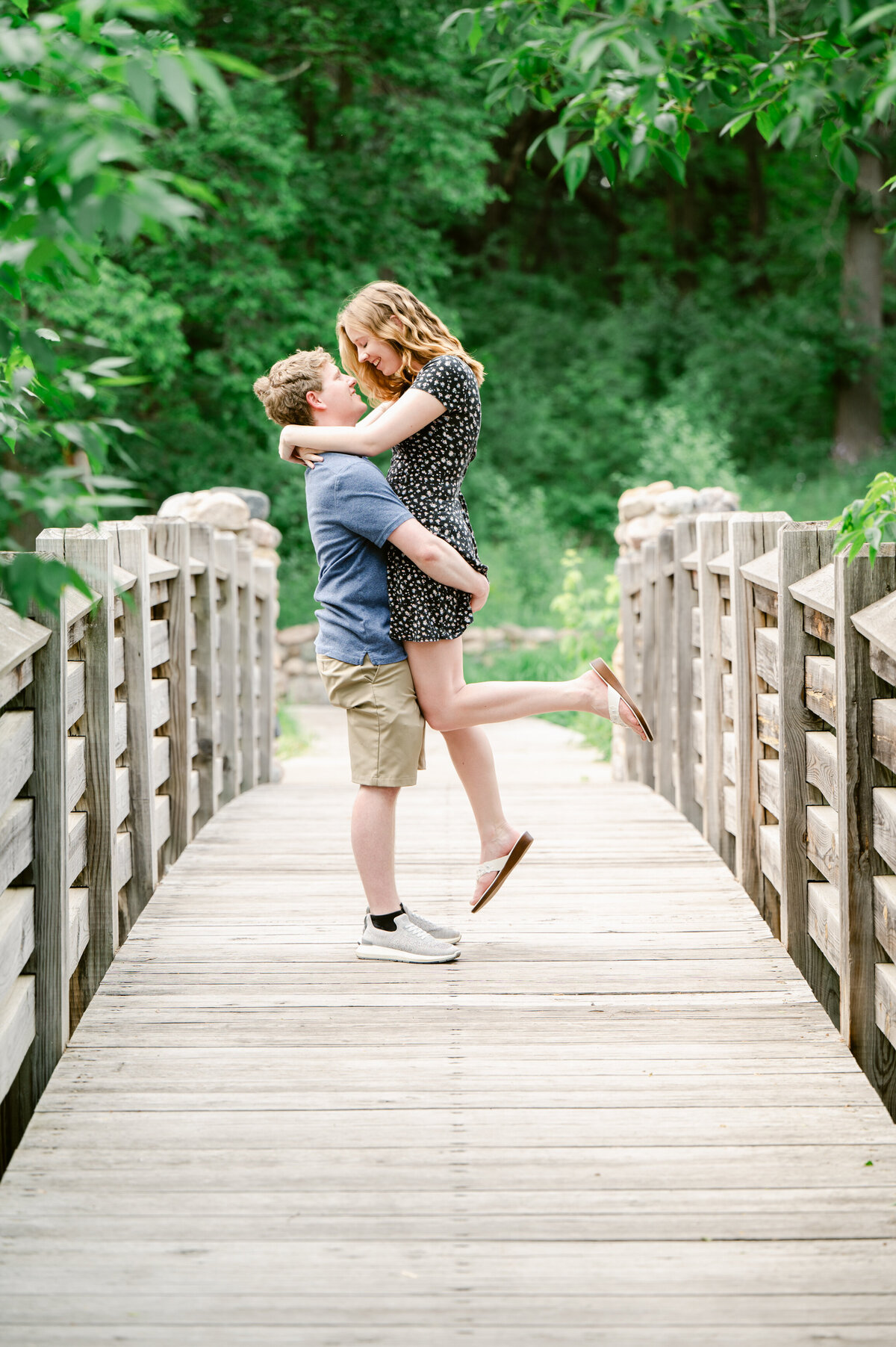 3568-Engagement Photography Nicole Hollenkamp St Cloud MN Central MN